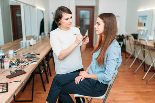 Spring beauty trends — romantic blush placement, blurred lips and monochromatic pink makeup