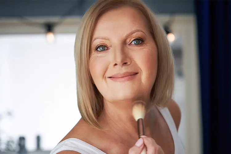 Foundation finish on mature skin — smooth no settling